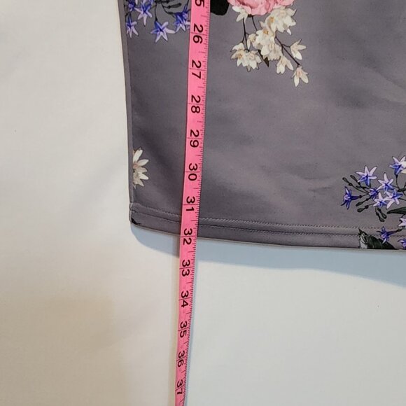 Iris Gray Floral Off-Shoulder Bodycon Cocktail Dress - Small - Picture 7 of 12